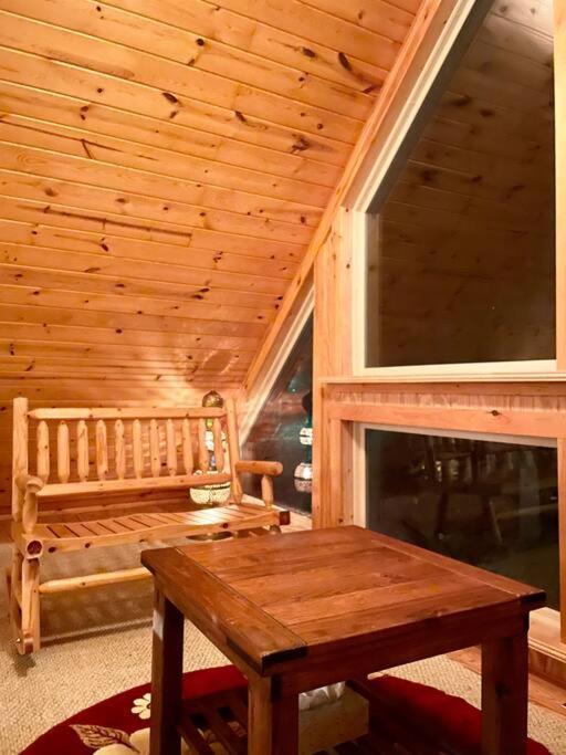 One Of A Kind Rustic Log Cabin Near Bryce Resort - Large Game Room - Fire Pit - Large Deck - Bbq Basye Dış mekan fotoğraf