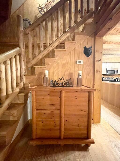 One Of A Kind Rustic Log Cabin Near Bryce Resort - Large Game Room - Fire Pit - Large Deck - Bbq Basye Dış mekan fotoğraf
