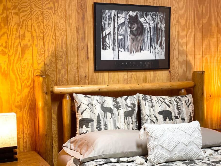 One Of A Kind Rustic Log Cabin Near Bryce Resort - Large Game Room - Fire Pit - Large Deck - Bbq Basye Dış mekan fotoğraf